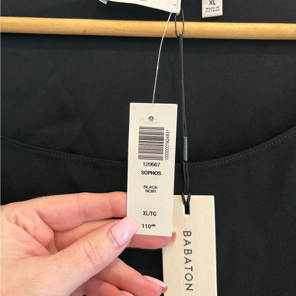 Babaton Sophos Black Top